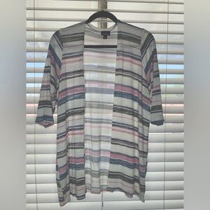 Torrid  Women’s White Open Cardigan Size 1